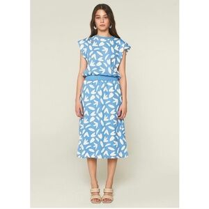 Compania Fantastica Floral Blue Petal Print Plush Midi Dress